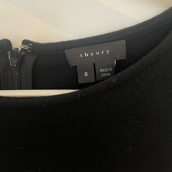 Theory LBD - Picture 3 of 7